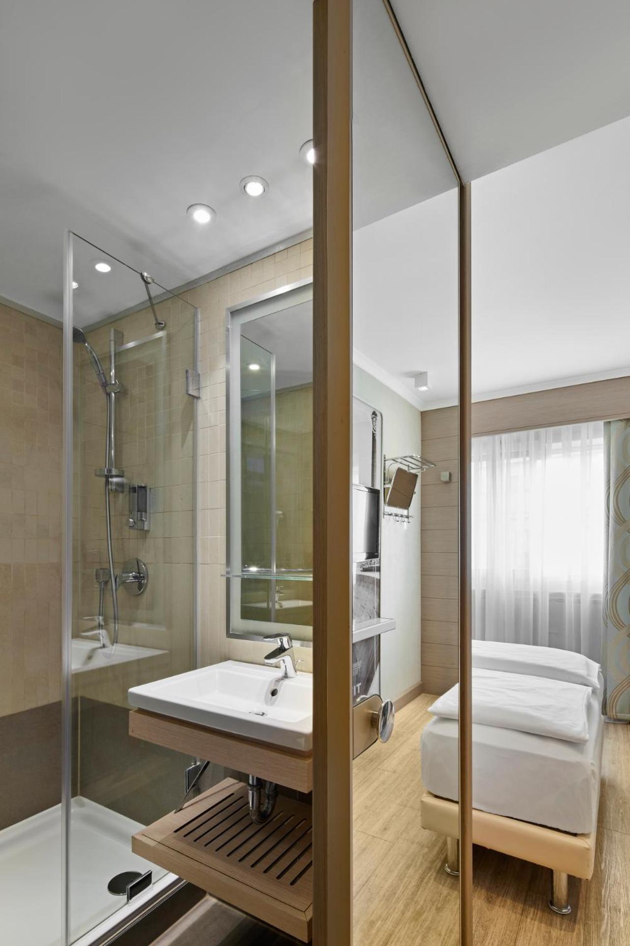 Titanic Comfort Mitte Berlin Luaran gambar