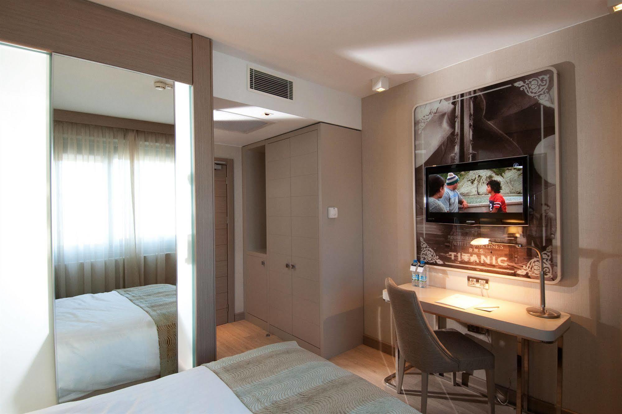 Titanic Comfort Mitte Berlin Bilik gambar