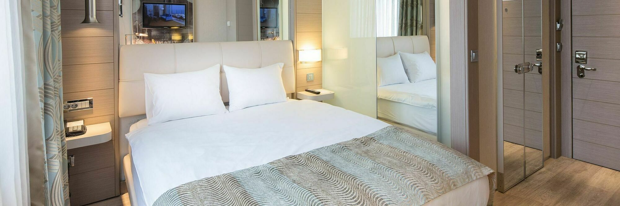 Titanic Comfort Mitte Berlin Luaran gambar